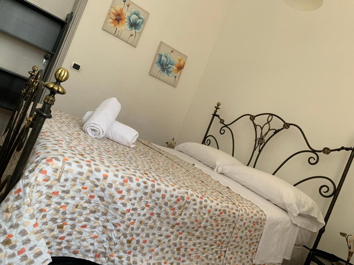 רג'יו די קאלאבריה Lovingsuite מראה חיצוני תמונה